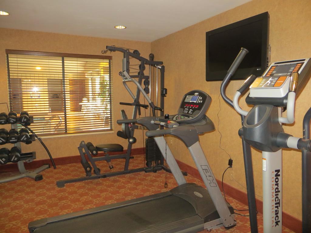 Ramada By Wyndham Wisconsin Dells I-90 Hotel Luaran gambar